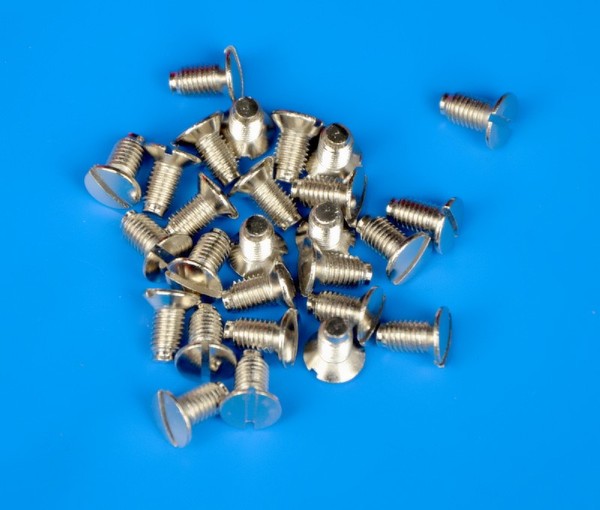 包缝机平车针板螺丝 人字车针板螺丝 11/64*40牙 工业缝纫机配件