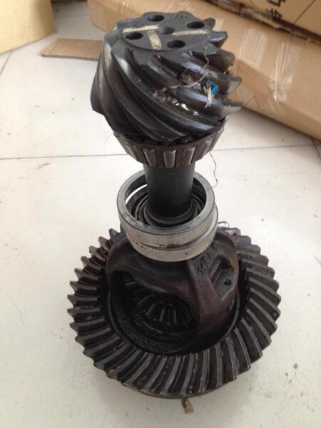 切诺基213/切诺基配件/后桥差速器/差速器/后桥/盘角齿
