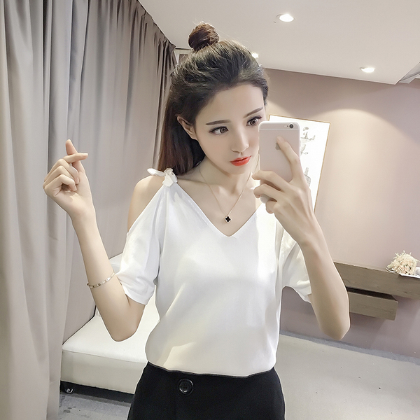 2017夏季新品韩版女装时尚性感露肩系带上衣宽松短袖套头针织衫