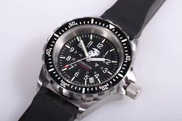 4,马拉松用什么牌子的手表?想买同款的请告诉我