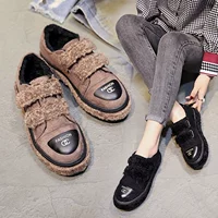 Màu sắc phù hợp với Velcro cộng với giày nhung cotton mùa đông dày giày đậu Hà Lan 2018 phiên bản mới của Hàn Quốc thấp để giúp giày sinh viên triều giày dép