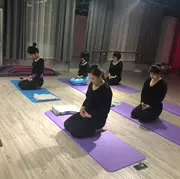 Thời trang thể dục dụng cụ thể thao bàn đạp lớn mở rộng thảm yoga Yu Jia bò mat mat yoga phụ nữ mang thai bền - Yoga