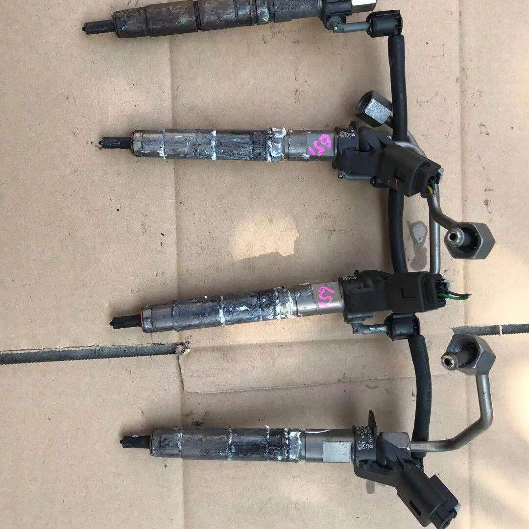 奔驰w651凌特 唯雅诺 威霆636 639 斯宾特 柴油喷油嘴 原厂拆车件-老