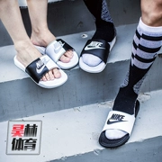 Dép Nike NIKE Chữ đôi màu đen và trắng Đôi 鸳鸯 Cặp đôi nam nữ và dép thể thao Ninja 819717