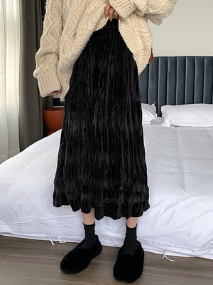 taobao agent Retro black colored long pleated skirt, demi-season fitted umbrella, plus size, mid-length, A-line