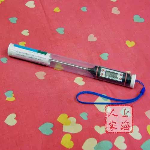 3 Короны хранят, продуманные теневые из нержавеющей стали.