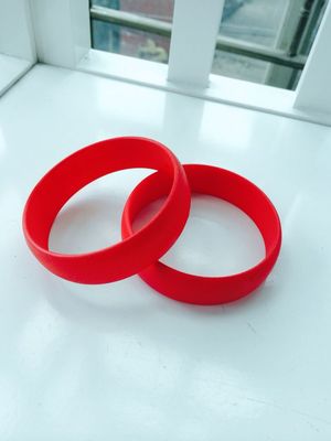 taobao agent Props, crown, red bracelet, cosplay