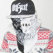 Mô hình vụ nổ cửa hàng thị trấn 2014 Quan Zhilong hip hop hiphop hạt điều đôi trên một nửa khâu bông vuông khăn turban tai - Kerchief / Earflap