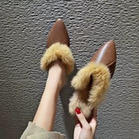 Dép lông cừu nữ 2018 thu đông mới màu đỏ ròng với cùng một chiếc giày cao gót mũi nhọn nửa dép dày với thời trang giày Lok Fu thủy triều giày dép juno