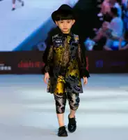 Cho thuê trai hiển thị trình diễn thời trang triều studio hiệu suất mô hình quần áo Trung Quốc phong cách phù hợp với trẻ em trang phục cá tính đồ vest bé trai