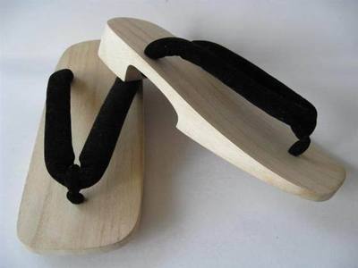 taobao agent Japanese clogs, flip flops, cosplay