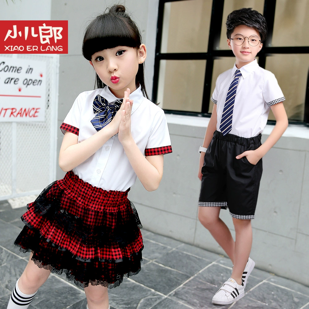 Quần áo mẫu giáo Xia Yinglun Đồng phục học sinh Thâm Quyến Ngày thiếu nhi Áo sơ mi ngắn tay Bộ tiểu học Hiệu suất lớp tốt nghiệp - Đồng phục trường học / tùy chỉnh thực hiện