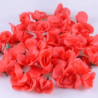 Реалистичная ткань с розой в составе, свеча на день Святого Валентина, макет