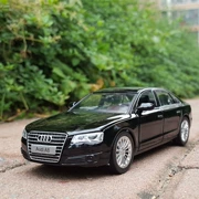 Mô hình xe hợp kim 1:32 Audi A8 sedan kéo lại âm thanh và ánh sáng đồ chơi cửa xe mô phỏng cờ đỏ hợp kim mô hình xe - Chế độ tĩnh