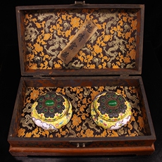 Винтажные предметы обихода из золота 珍藏收纯手工打造纯铜镶嵌宝石景泰蓝手炉