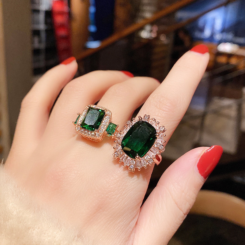 Luxury Full Diamond Emerald With Exaggerated Personality And Adjustable Index Finger Ring Opening_voghion.com