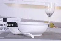 Чистый белый 9 -дюймовый суп Древняя ложка
