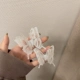 Белая маленькая бабочка