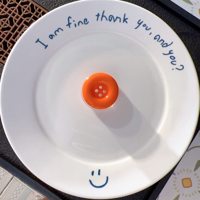 orange buttons