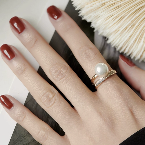 Дизайнерское изысканное небольшое кольцо из жемчуга, на указательный палец