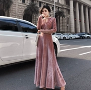 Mùa thu 2018 mới của các quý cô thời trang Hàn Quốc khí ngực khoe eo thon là áo dài mỏng nữ