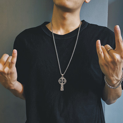 Threaded Cross NecklaceChaozhou people hiphop Ring Necklace ins Tuku Europe and America disco dancing men and women tide Tiktok Pendants Hip hop multi-storey Accessories