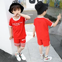 Trẻ em mùa hè bé trai hai mảnh màu xanh lá cây Mùa hè tay ngắn màu đỏ phù hợp với quần áo trẻ em nhỏ quần áo trắng mùa hè - Phù hợp với trẻ em quần áo trẻ em nam