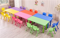 Phim hoạt hình phòng đa chức năng lớp học trẻ sơ sinh bàn ghế bốn đồ chơi bằng nhựa đồ nội thất có thể nâng trẻ em bảng bàn học cho bé