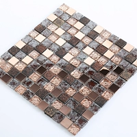 Роза красная