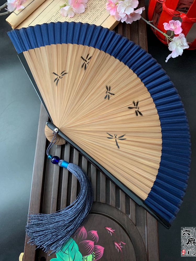 Navy Bluedragonfly Solid color real silk Fan Chinese style grey bamboo fan a gentle wind summer daily expenses Japanese  Folding fan fold Fan female