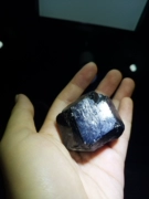 Tourmaline màu đen tự nhiên tourmaline tourmaline đá mẫu ban đầu quặng đá trang trí đá tinh thể khoáng sản