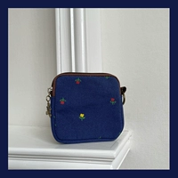 В форме цветка