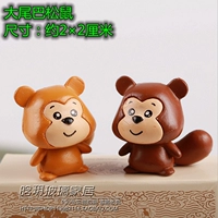 1 пара больших хвостов.