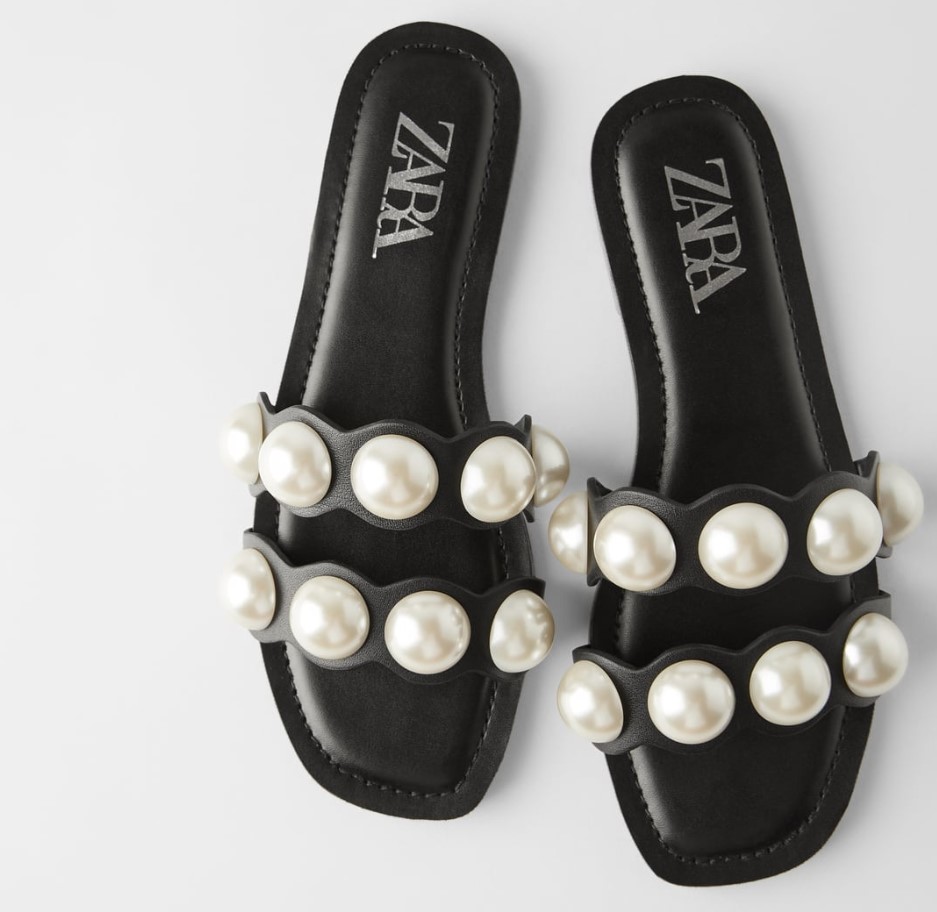 BlackSpain Z home 2020 summer new pattern Pearl decorate Leatherwear Flat bottom Sandals Versatile Barefoot Wear out slipper female