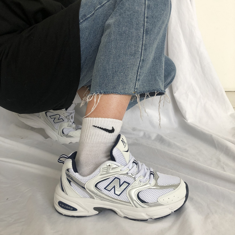 White2021 summer Superfire Internet celebrity Versatile ventilation Daddy shoes ins Harajuku Street shot N word gym shoes female Net shoes