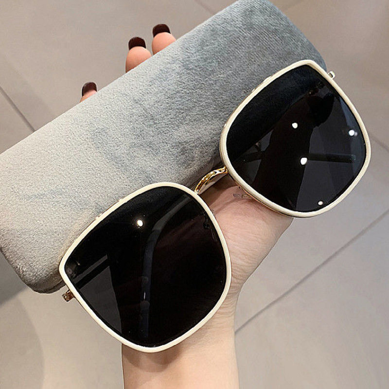 Women's Sunglasses Oversized Round Frame Stylish Celebrity Shades_voghion.com