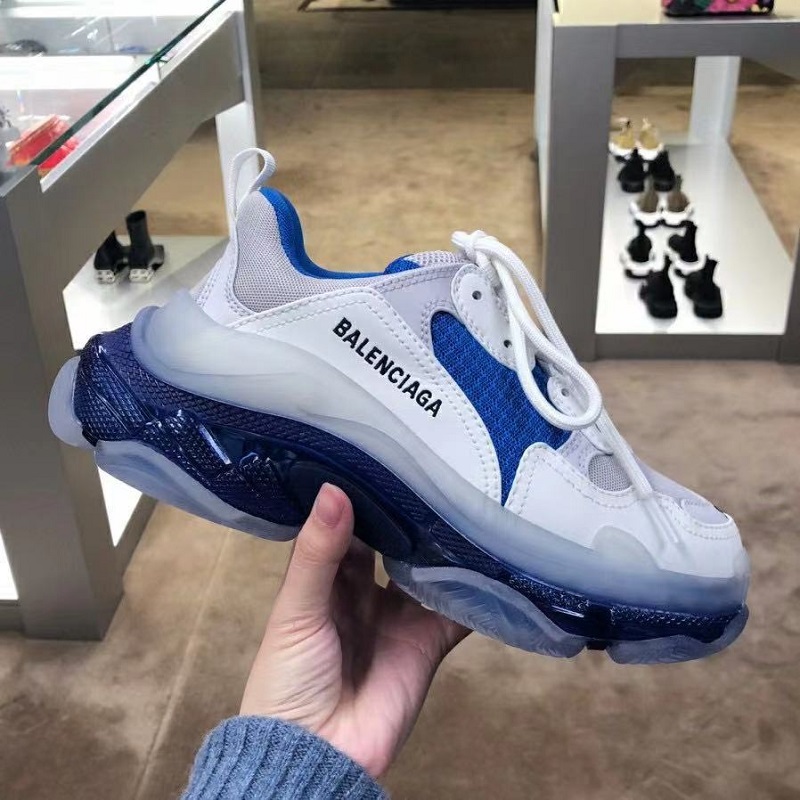Blue Crystal BottomParis Triple s Daddy shoes Make old Retro gym shoes combination air cushion Crystal bottom Home B leisure time men and women shoes