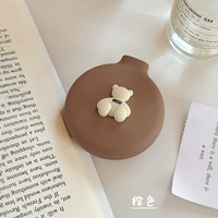 Коричневый