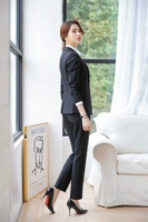 Черная единственная пряжка