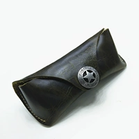 Оливково-зеленый