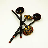 Специальные ремесла Sichuan Liangshan Minority Crafts, Zhaojue Yi Pain Lacquer Malaysia Spoon (композитный материал)