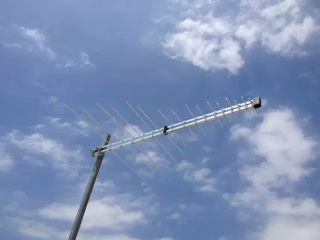 Парная антенна высокой мощности Australia Topline диапазон VHF/UHF двойной диапазон FM частоты DTMB наземное цифровое ТВ