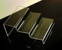 Прозрачный