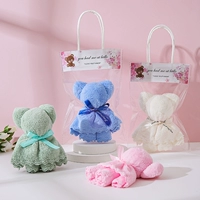 1,8 Юань маленького медвежьего цвета случайно