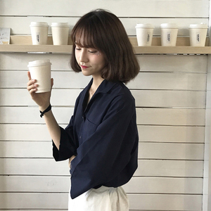 2018 mùa hè mới Hàn Quốc phong cách chic hoang dã bảy điểm tay áo áo sơ mi mỏng giản dị hải quân áo sơ mi màu xanh áo sơ mi nữ sinh viên