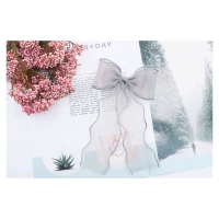 Недавно свернутая сторона серая