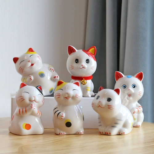 Качающиеся керамика кошка, мини -кошка, маленькие украшения домашние украшения, творческая милая спальня Девочка для девочек