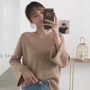 Mùa xuân 2019 của phụ nữ mới không thường xuyên áo thun cổ chữ V tay áo len phiên bản Hàn Quốc của phần lỏng lẻo đan mỏng - Áo len thể thao / dòng may