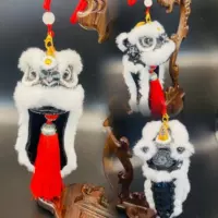 Чернокожие белые волосы