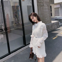 ◆ Yang Momo ◆ đầm ren Hàn Quốc phiên bản của thắt lưng là mỏng một từ váy ngắn tay áo trumpet trắng ren công chúa váy đầm ngắn xòe